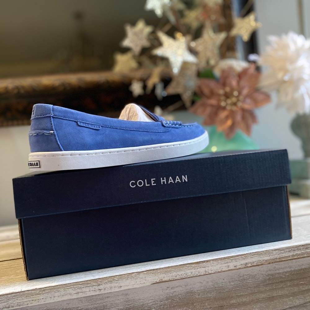 Cole Haan Nantucket Penny Loafer Women’s ✨ Blue Suede + White Size 8